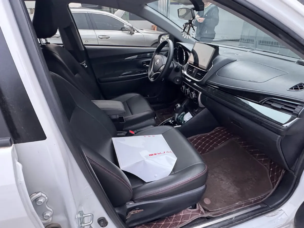 2022 Toyota Yaris L 1.5L 112HP L4 CVT,autocango,china used car exporter,china ev exporter,chinese used car exporter,chinese used ev exporter