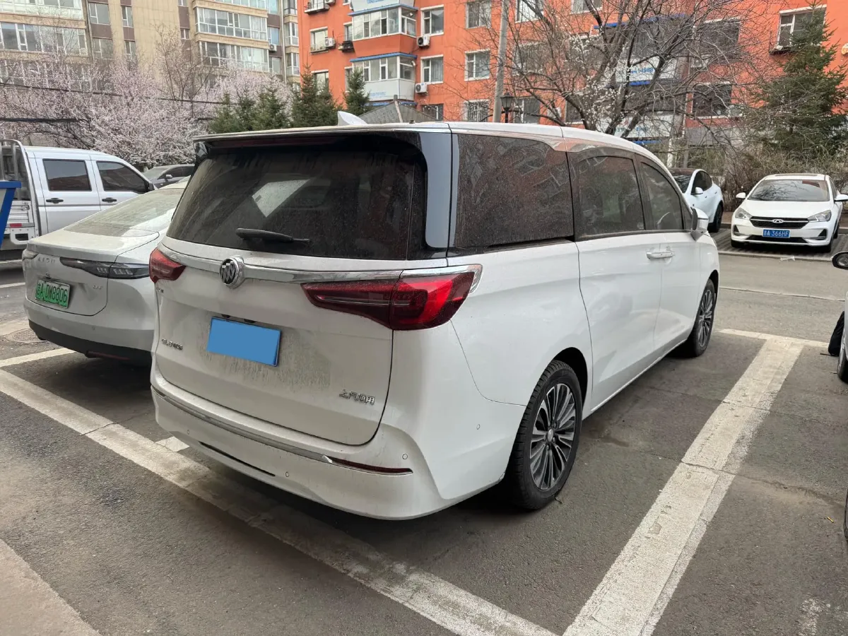 2022 Buick GL8 2.0T 237HP L4 9AT,autocango,china used car exporter,china ev exporter,chinese used car exporter,chinese used ev exporter