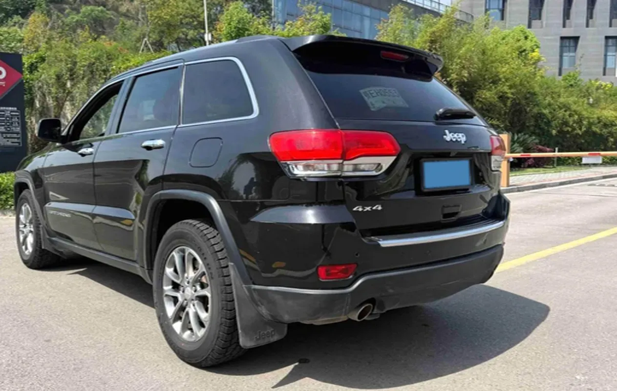 2014 Jeep Grand Cherokee 3.0L 234HP V6 8AT,autocango,china used car exporter,china ev exporter,chinese used car exporter,chinese used ev exporter