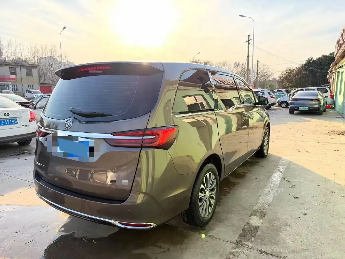 2021 Buick GL8 2.0T 237HP L4 9AT,autocango,china used car exporter,china ev exporter,chinese used car exporter,chinese used ev exporter