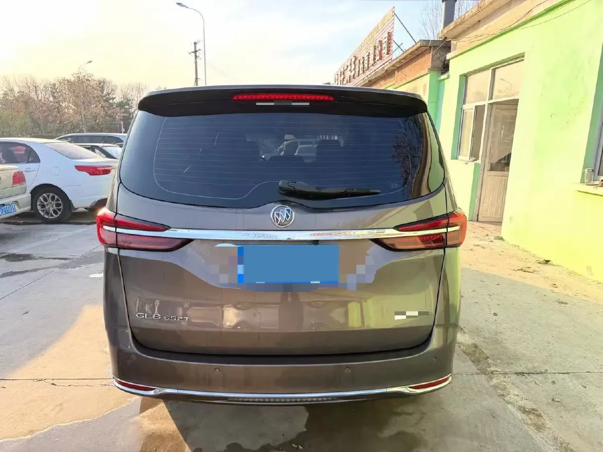 2021 Buick GL8 2.0T 237HP L4 9AT,autocango,china used car exporter,china ev exporter,chinese used car exporter,chinese used ev exporter