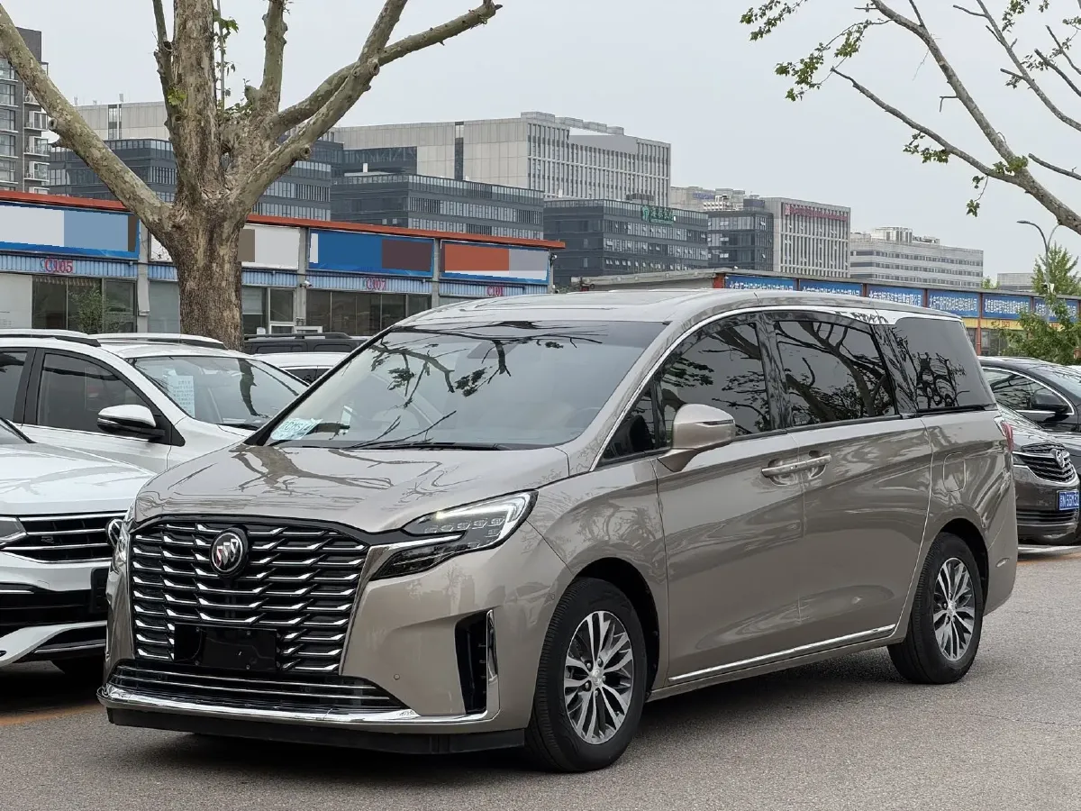 2023 Buick GL8 2.0T 237HP L4 9AT,autocango,china used car exporter,china ev exporter,chinese used car exporter,chinese used ev exporter