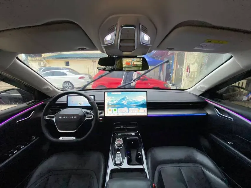 2024 WuLing XingGuang 1.5L 106HP L4 E-CVT PHEV 20.5KWH,autocango,china used car exporter,china ev exporter,chinese used car exporter,chinese used ev exporter