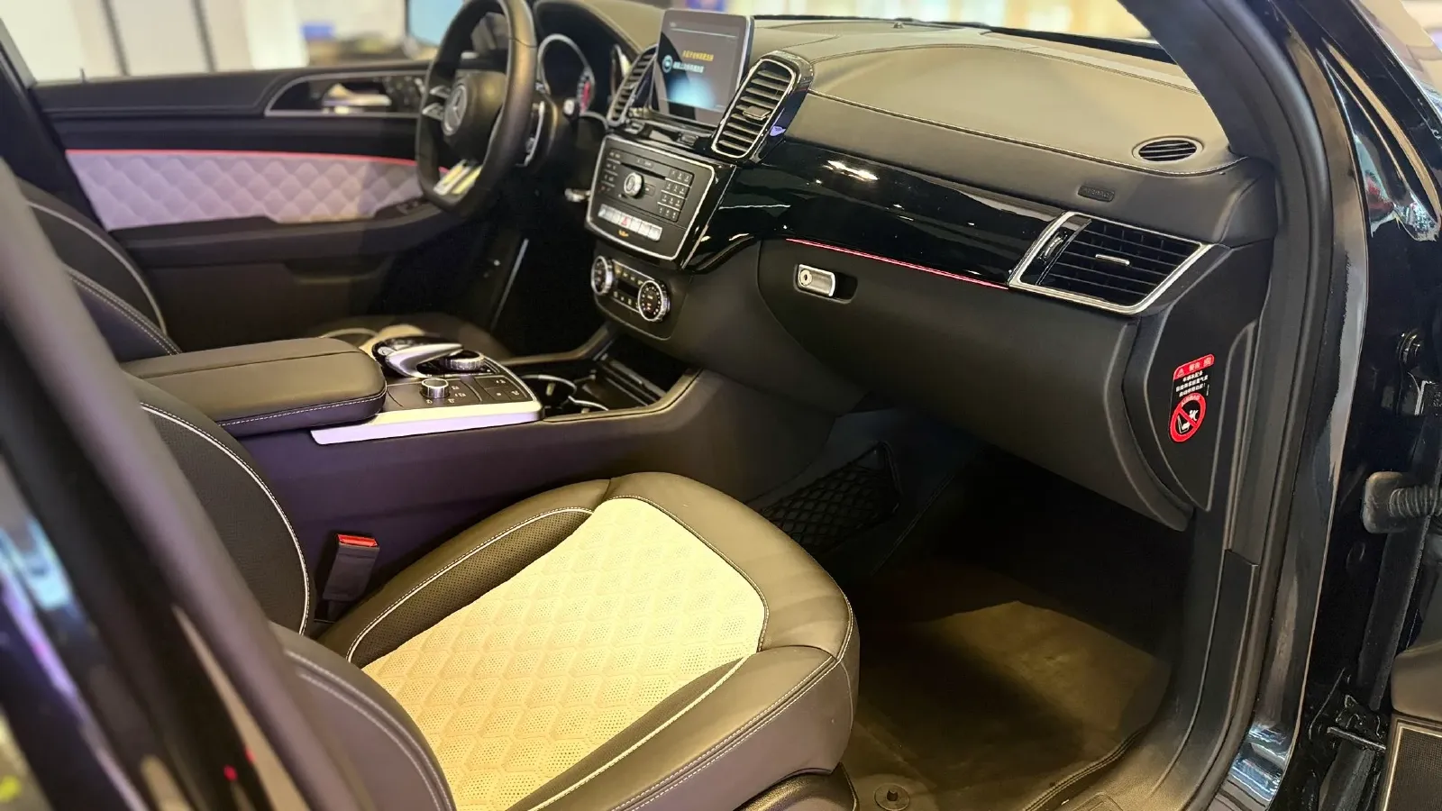 2021 Beijing BJ90 4.0T 422HP V8 9AT,autocango,china used car exporter,china ev exporter,chinese used car exporter,chinese used ev exporter