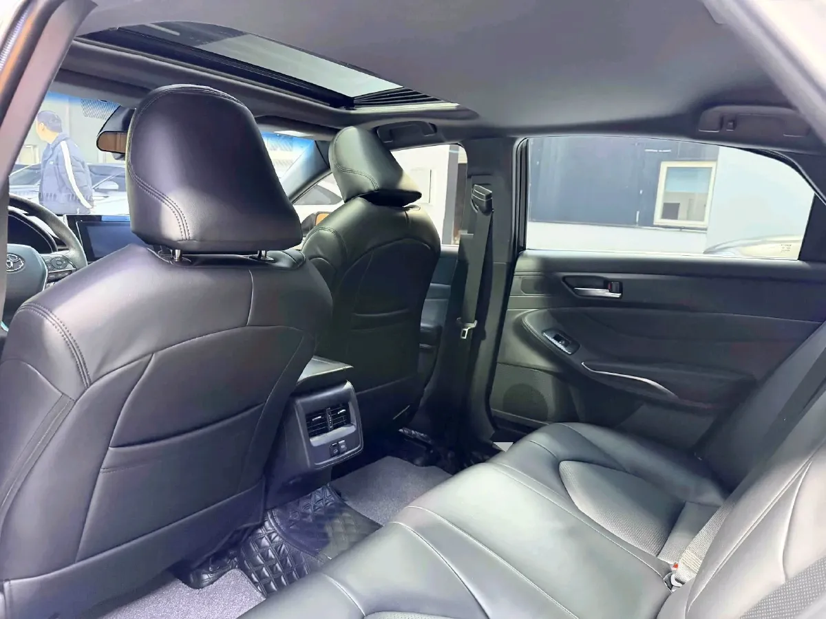 2022 Toyota Avalon 2.0L 178HP L4 CVT,autocango,china used car exporter,china ev exporter,chinese used car exporter,chinese used ev exporter