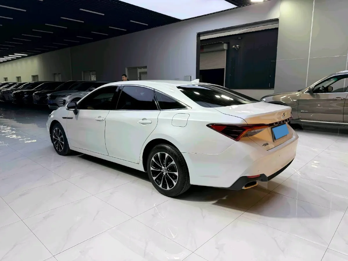 2022 Toyota Avalon 2.0L 178HP L4 CVT,autocango,china used car exporter,china ev exporter,chinese used car exporter,chinese used ev exporter