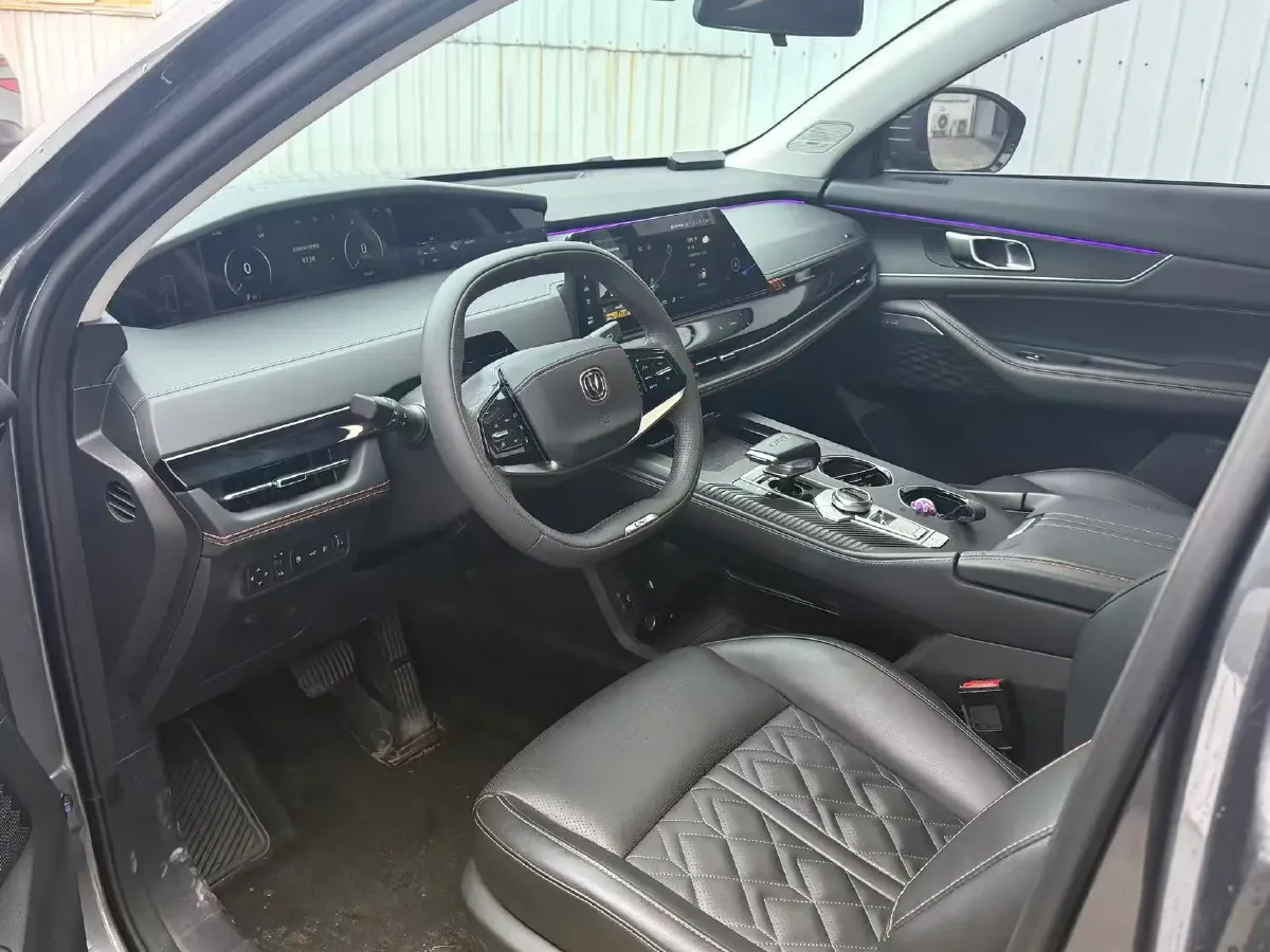 2022 Chevrolet Menlo BEV 61.1KWH,autocango,china used car exporter,china ev exporter,chinese used car exporter,chinese used ev exporter