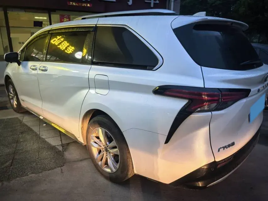 2021 Toyota Sienna 2.5L 192HP L4 E-CVT Hybrid,autocango,china used car exporter,china ev exporter,chinese used car exporter,chinese used ev exporter