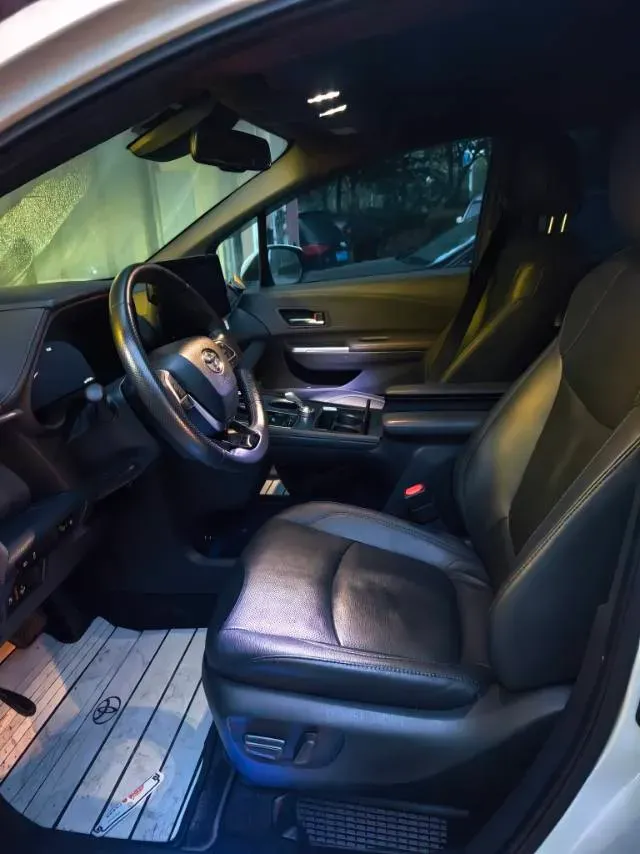 2021 Toyota Sienna 2.5L 192HP L4 E-CVT Hybrid,autocango,china used car exporter,china ev exporter,chinese used car exporter,chinese used ev exporter