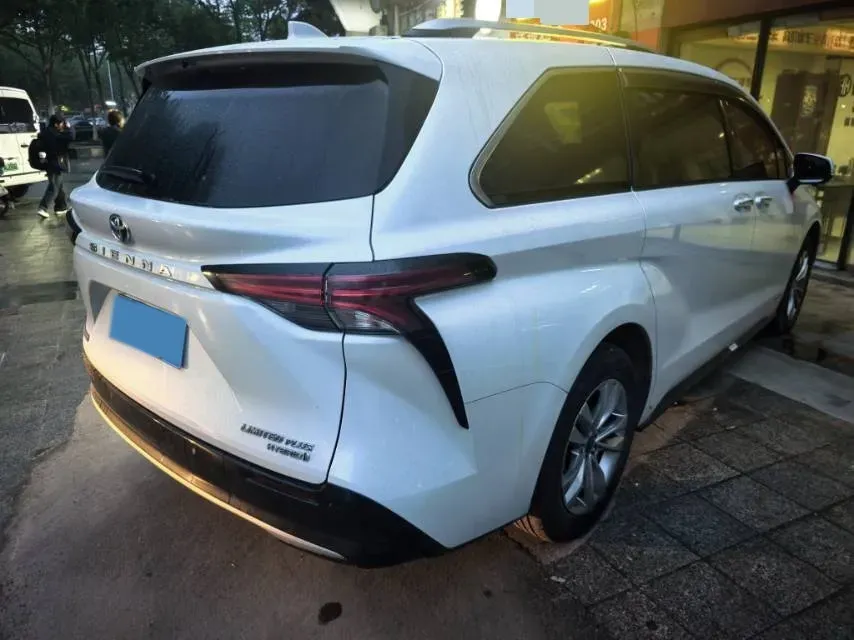 2021 Toyota Sienna 2.5L 192HP L4 E-CVT Hybrid,autocango,china used car exporter,china ev exporter,chinese used car exporter,chinese used ev exporter