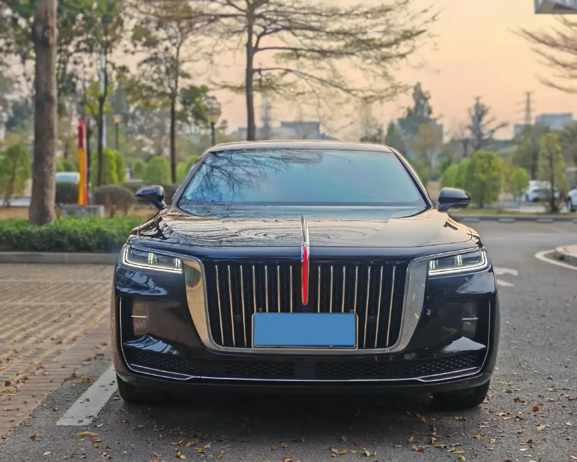 2022 HongQi H9 2.0T 252HP L4 7DCT,autocango,china used car exporter,china ev exporter,chinese used car exporter,chinese used ev exporter