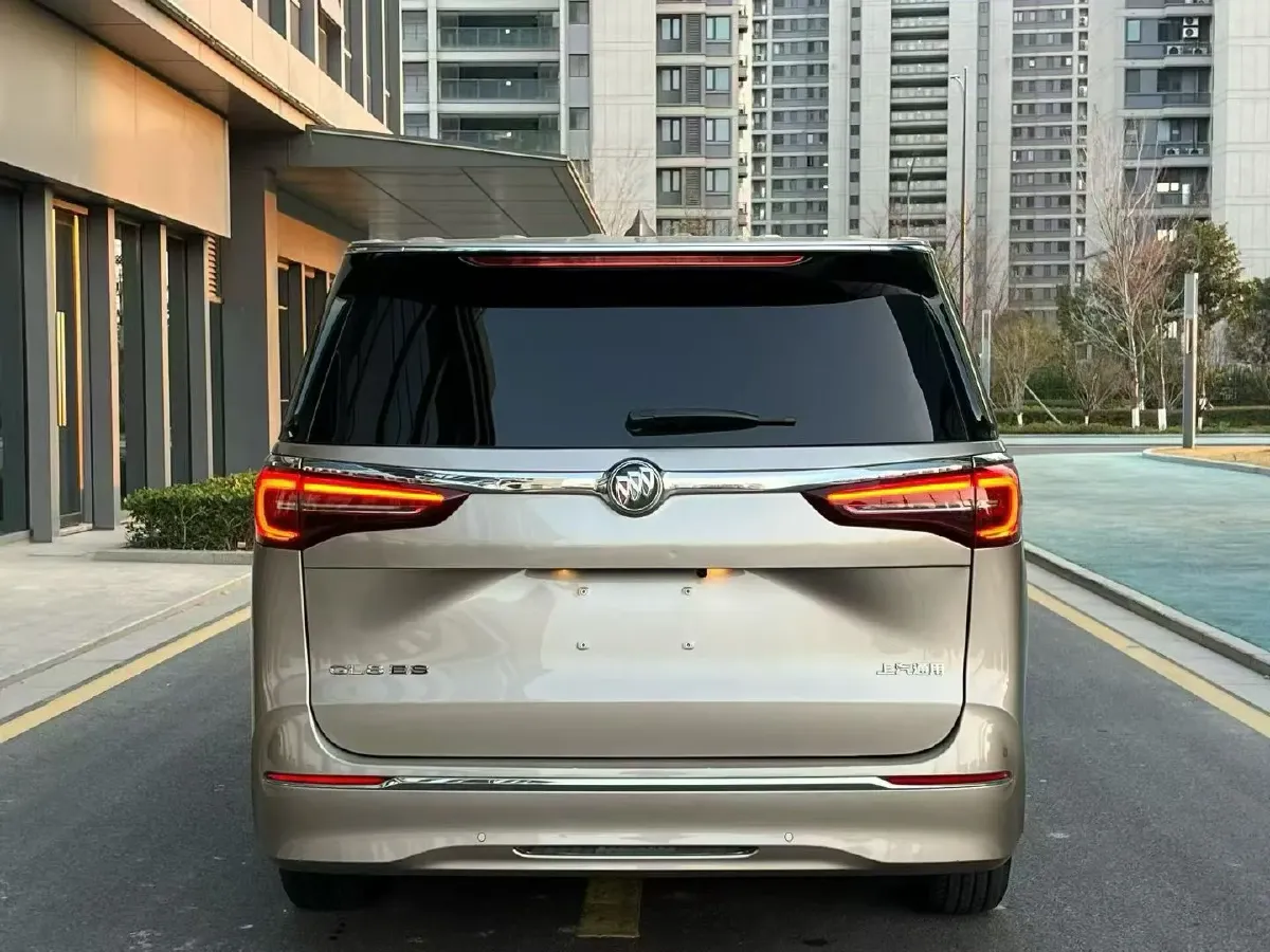 2023 Buick GL8 2.0T 237HP L4 9AT,autocango,china used car exporter,china ev exporter,chinese used car exporter,chinese used ev exporter