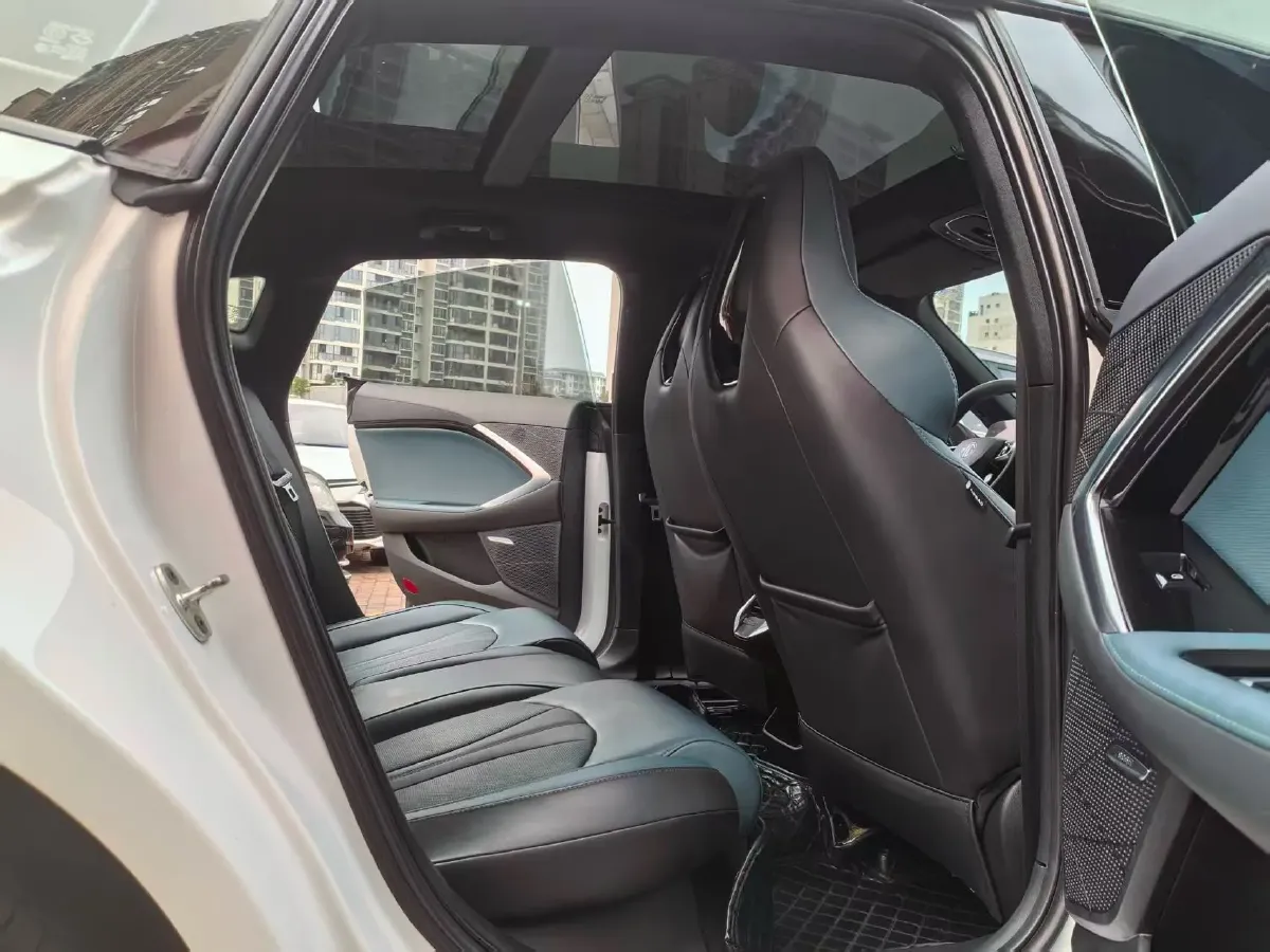 2023 MG 7 1.5T 188HP L4 7DCT,autocango,china used car exporter,china ev exporter,chinese used car exporter,chinese used ev exporter