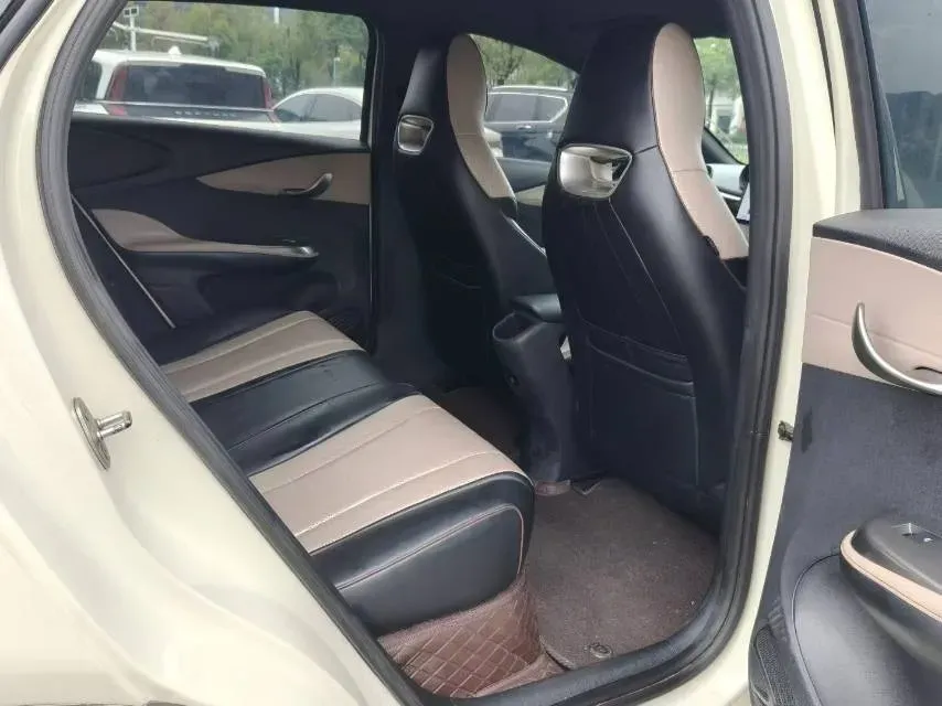 2023 BYD Dolphin BEV 44.928KWH,autocango,china used car exporter,china ev exporter,chinese used car exporter,chinese used ev exporter