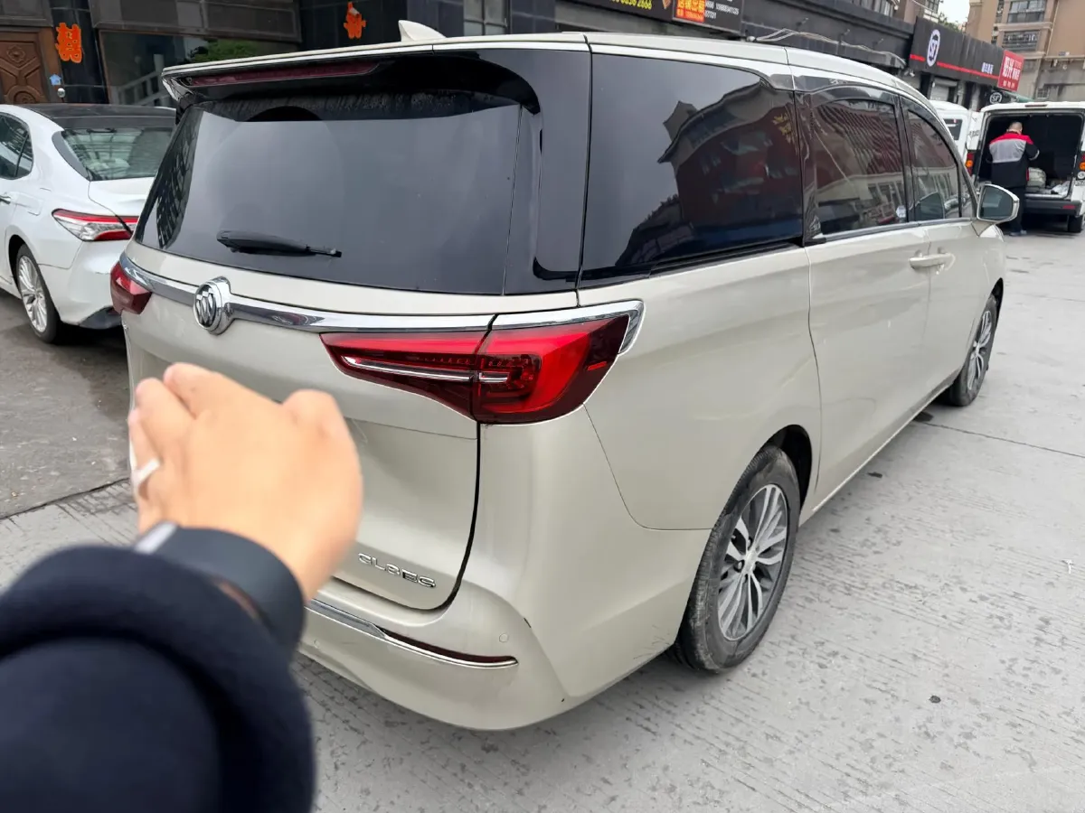 2020 Buick GL8 2.0T 237HP L4 9AT,autocango,china used car exporter,china ev exporter,chinese used car exporter,chinese used ev exporter