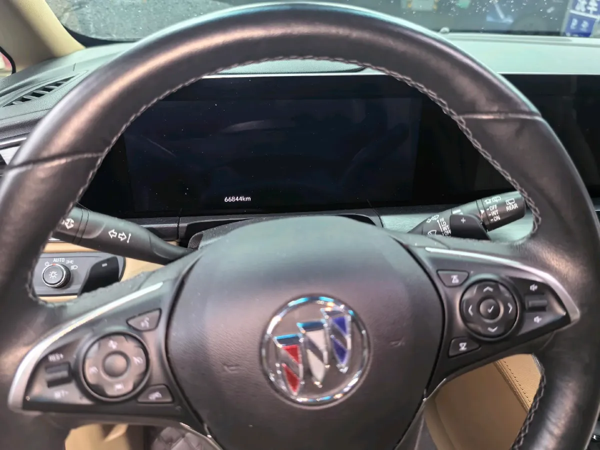 2021 Buick GL8 2.0T 237HP L4 9AT,autocango,china used car exporter,china ev exporter,chinese used car exporter,chinese used ev exporter