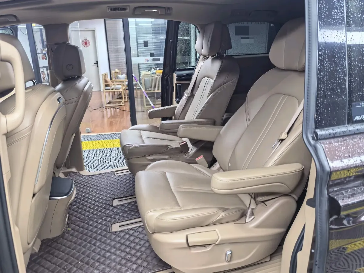 2021 Buick GL8 2.0T 237HP L4 9AT,autocango,china used car exporter,china ev exporter,chinese used car exporter,chinese used ev exporter