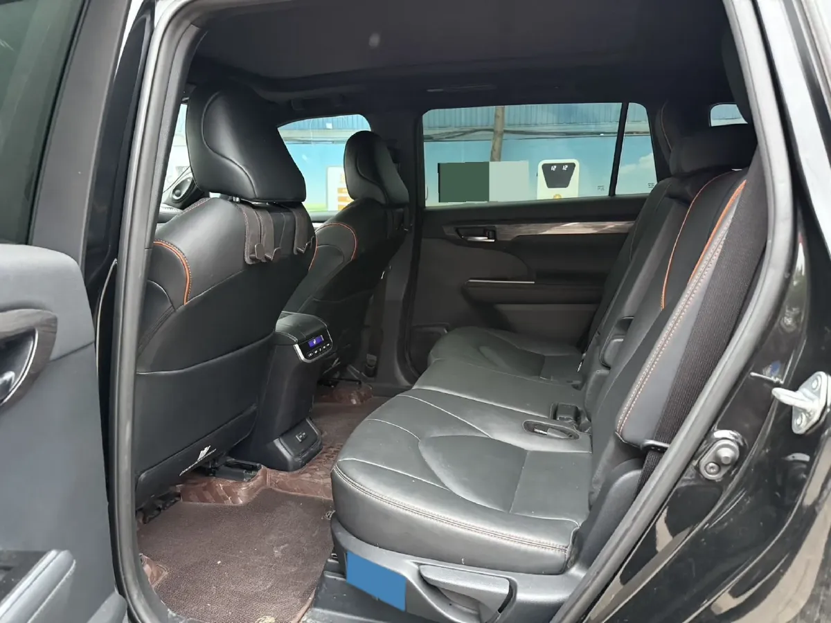 2024 Toyota Crown Kluger 2.0T 248HP L4 8AT,autocango,china used car exporter,china ev exporter,chinese used car exporter,chinese used ev exporter