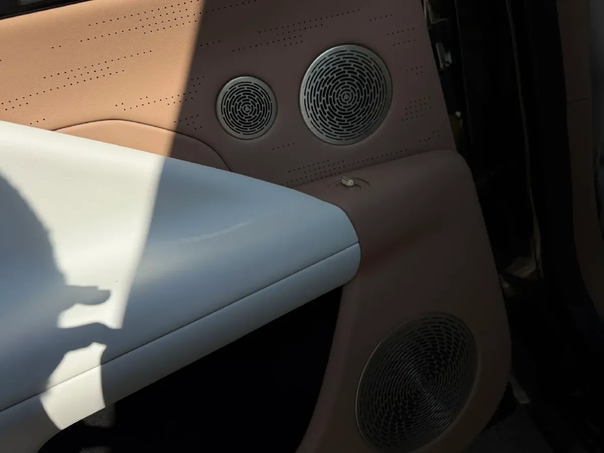 2024 Avatr 07 1.5T 156HP L4 REEV 39.05KWH,autocango,china used car exporter,china ev exporter,chinese used car exporter,chinese used ev exporter