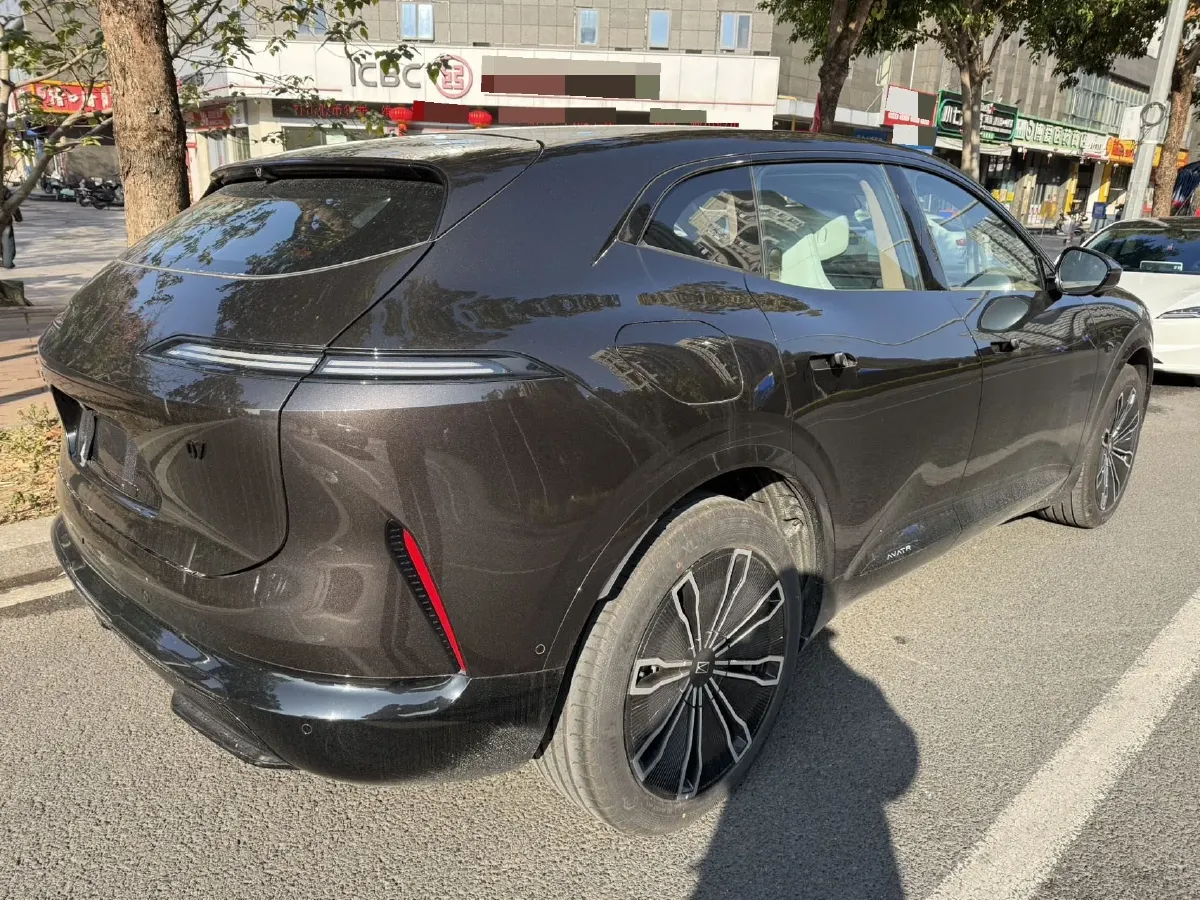 2024 Avatr 07 1.5T 156HP L4 REEV 39.05KWH,autocango,china used car exporter,china ev exporter,chinese used car exporter,chinese used ev exporter