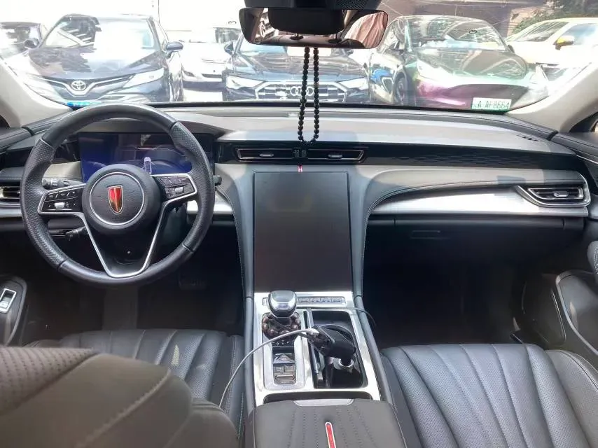 2023 HongQi H5 2.0T 224HP L4 8AT,autocango,china used car exporter,china ev exporter,chinese used car exporter,chinese used ev exporter