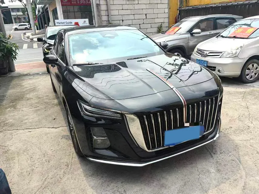 2023 HongQi H5 2.0T 224HP L4 8AT,autocango,china used car exporter,china ev exporter,chinese used car exporter,chinese used ev exporter