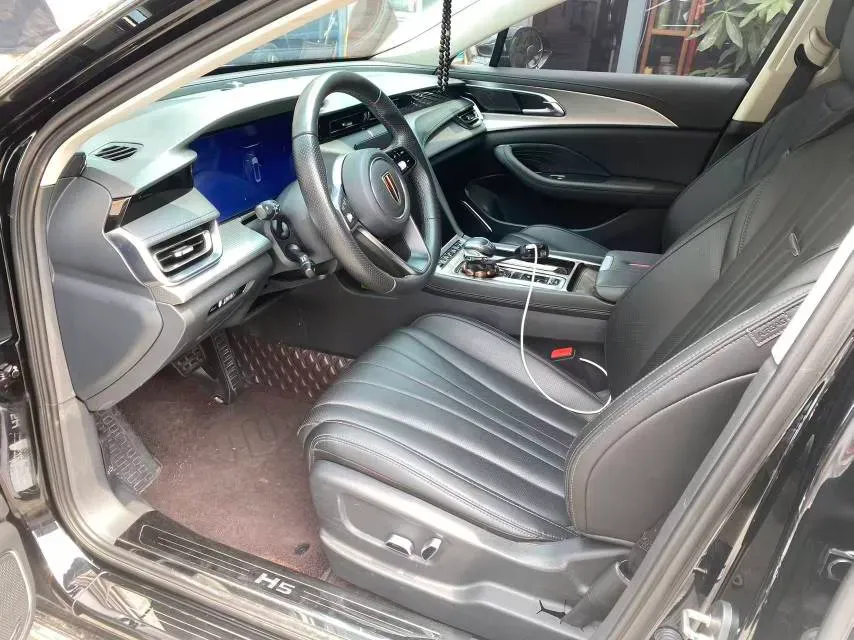 2023 HongQi H5 2.0T 224HP L4 8AT,autocango,china used car exporter,china ev exporter,chinese used car exporter,chinese used ev exporter