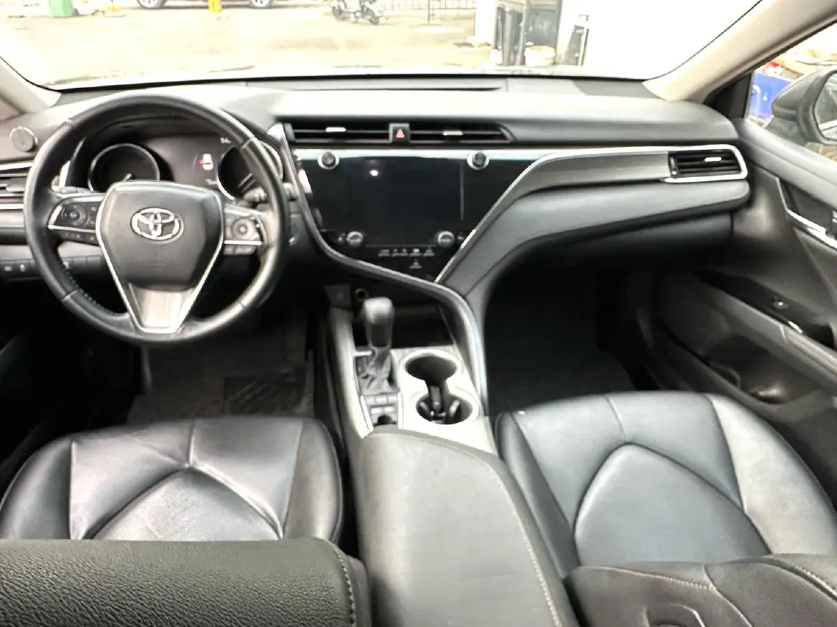 2019 Toyota Camry 2.5L 178HP L4 E-CVT Hybrid,autocango,china used car exporter,china ev exporter,chinese used car exporter,chinese used ev exporter