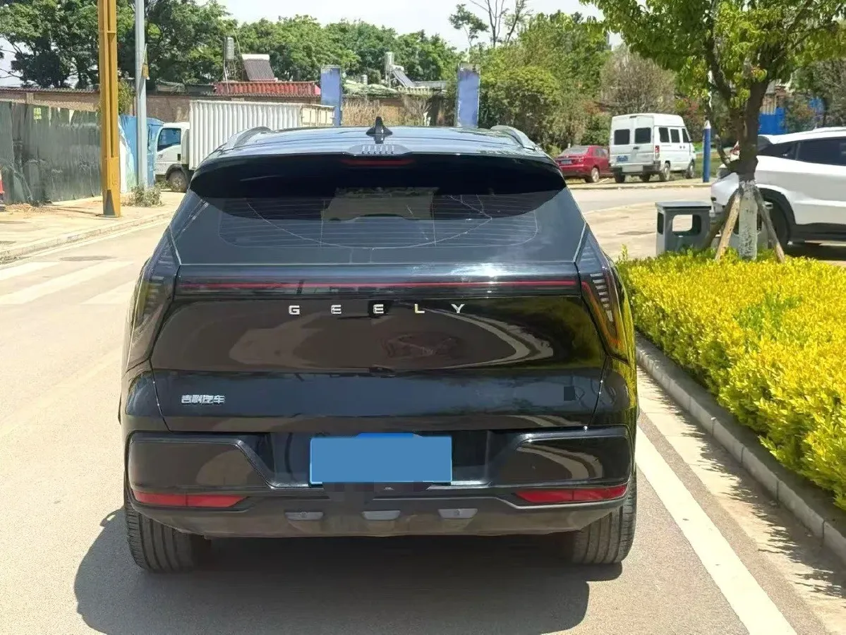 2025 Geely StarRay 1.5T 181HP L4 7DCT,autocango,china used car exporter,china ev exporter,chinese used car exporter,chinese used ev exporter
