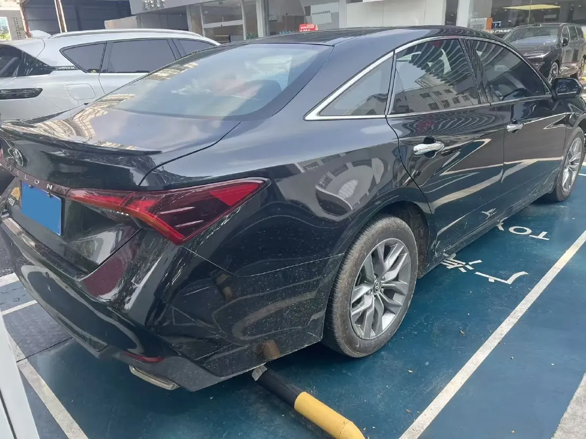2021 Toyota Avalon 2.5L 209HP L4 8AT,autocango,china used car exporter,china ev exporter,chinese used car exporter,chinese used ev exporter