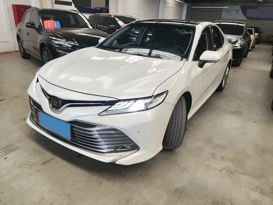 2019 Toyota Camry 2.5L 209HP L4 8AT,autocango,china used car exporter,china ev exporter,chinese used car exporter,chinese used ev exporter