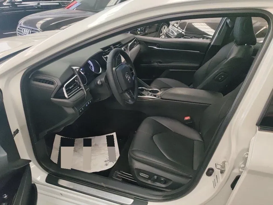 2019 Toyota Camry 2.5L 209HP L4 8AT,autocango,china used car exporter,china ev exporter,chinese used car exporter,chinese used ev exporter