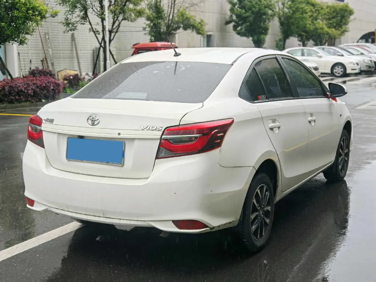 2021 Toyota Vios 1.5L 112HP L4 CVT,autocango,china used car exporter,china ev exporter,chinese used car exporter,chinese used ev exporter