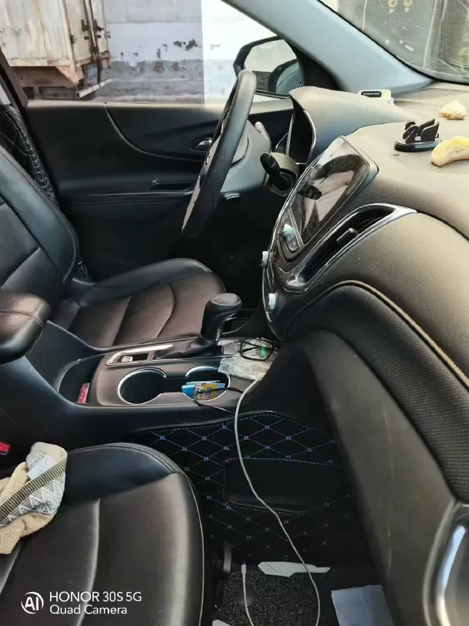 2019 Chevrolet Equinox 1.5T 180HP L4 6AT,autocango,china used car exporter,china ev exporter,chinese used car exporter,chinese used ev exporter