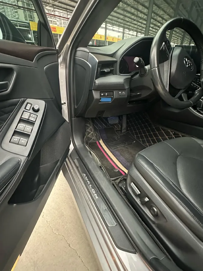 2019 Toyota Avalon 2.5L 209HP L4 8AT,autocango,china used car exporter,china ev exporter,chinese used car exporter,chinese used ev exporter
