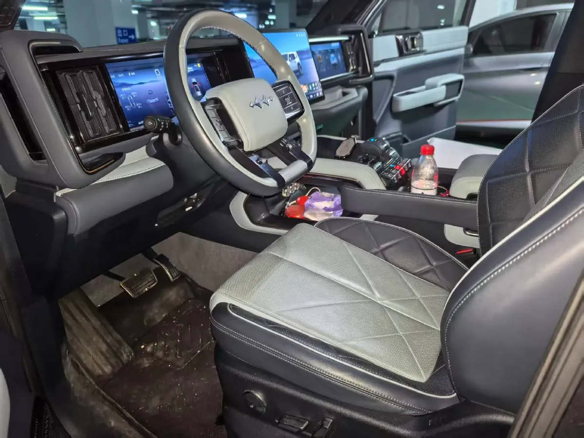 2023 FangChengBao Bao 5 1.5T 194HP L4 E-CVT PHEV 31.8KWH,autocango,china used car exporter,china ev exporter,chinese used car exporter,chinese used ev exporter