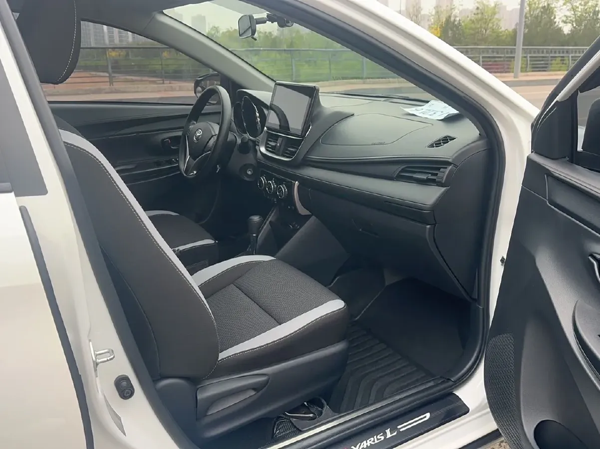 2022 Toyota Yaris L 1.5L 112HP L4 CVT,autocango,china used car exporter,china ev exporter,chinese used car exporter,chinese used ev exporter