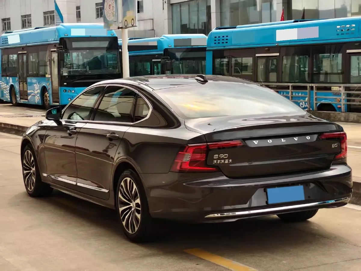 2024 Volvo S90 2.0T 250HP L4 8AT,autocango,china used car exporter,china ev exporter,chinese used car exporter,chinese used ev exporter