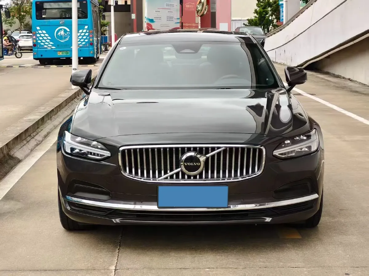 2024 Volvo S90 2.0T 250HP L4 8AT,autocango,china used car exporter,china ev exporter,chinese used car exporter,chinese used ev exporter