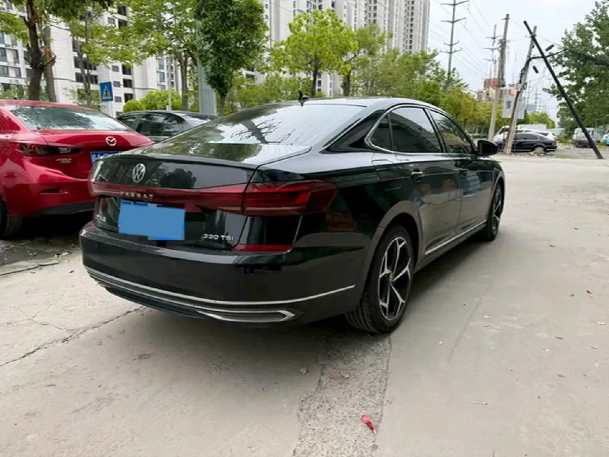 2024 Volkswagen Passat 2.0T 186HP L4 7DCT,autocango,china used car exporter,china ev exporter,chinese used car exporter,chinese used ev exporter