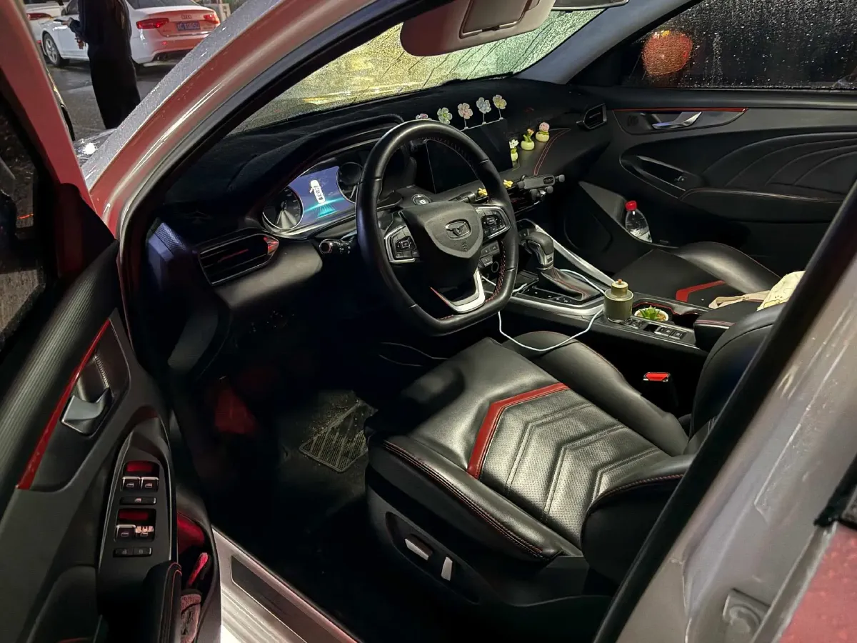 2021 KaiYi XuanDu 1.5T 156HP L4 CVT,autocango,china used car exporter,china ev exporter,chinese used car exporter,chinese used ev exporter