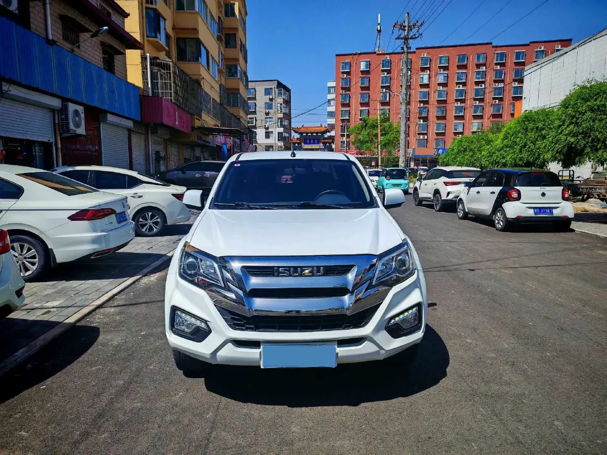 2019 JMC YuHu 5 2.0T 142HP L4 6MT,autocango,china used car exporter,china ev exporter,chinese used car exporter,chinese used ev exporter