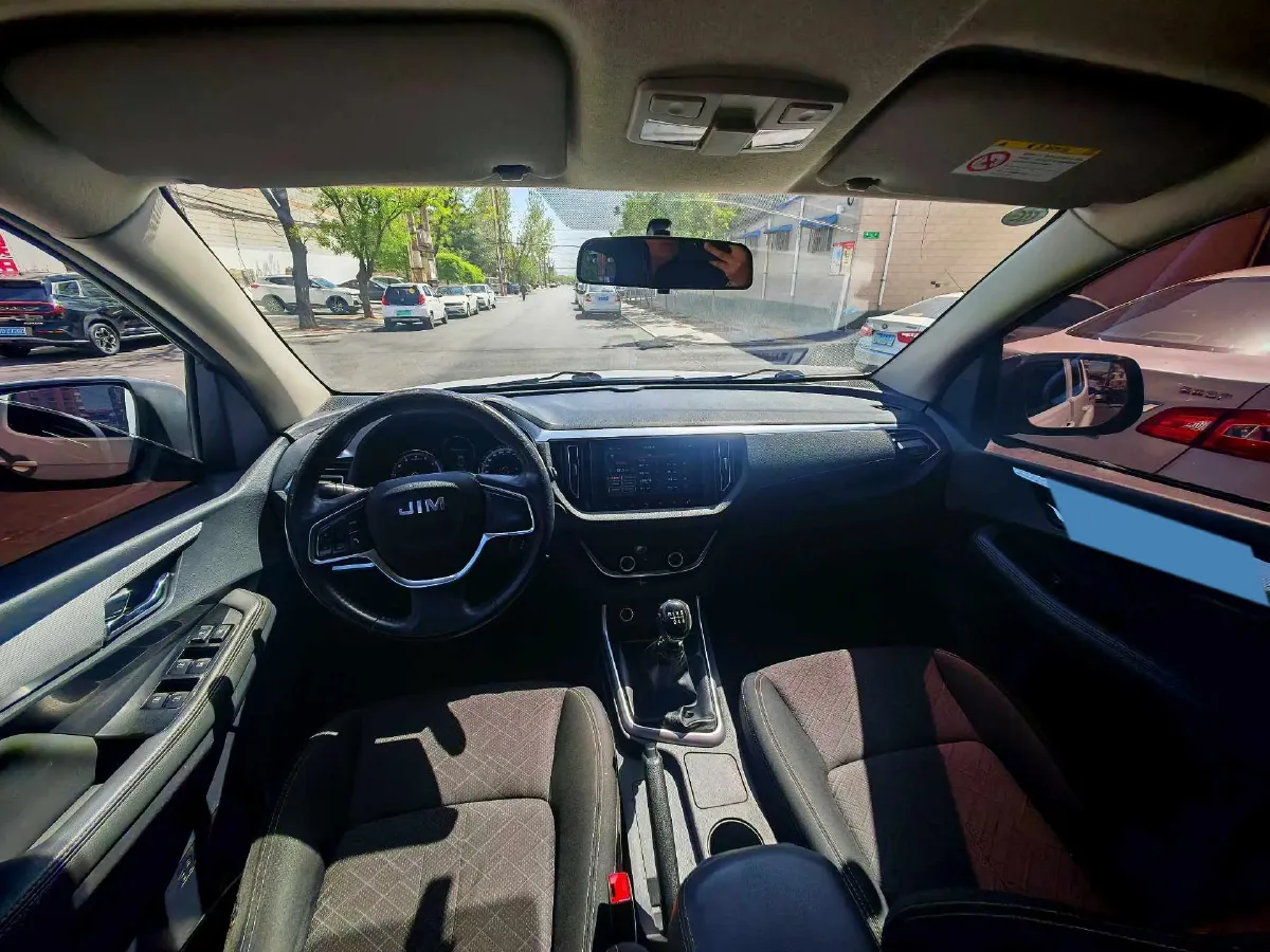 2019 JMC YuHu 5 2.0T 142HP L4 6MT,autocango,china used car exporter,china ev exporter,chinese used car exporter,chinese used ev exporter