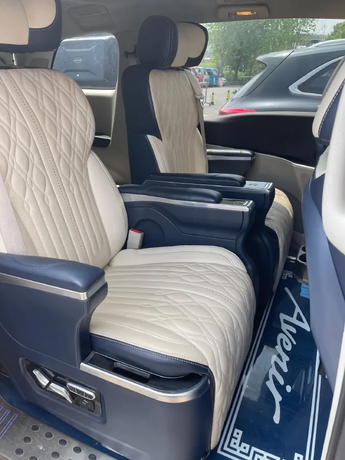 2021 Buick GL8 2.0T 237HP L4 9AT,autocango,china used car exporter,china ev exporter,chinese used car exporter,chinese used ev exporter