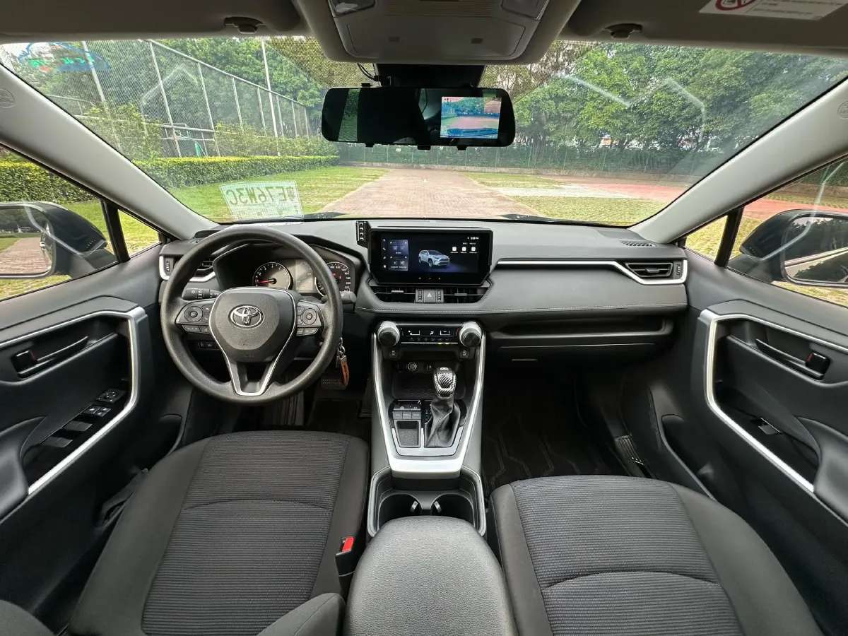 2024 Toyota RAV4 2.0L 171HP L4 CVT,autocango,china used car exporter,china ev exporter,chinese used car exporter,chinese used ev exporter