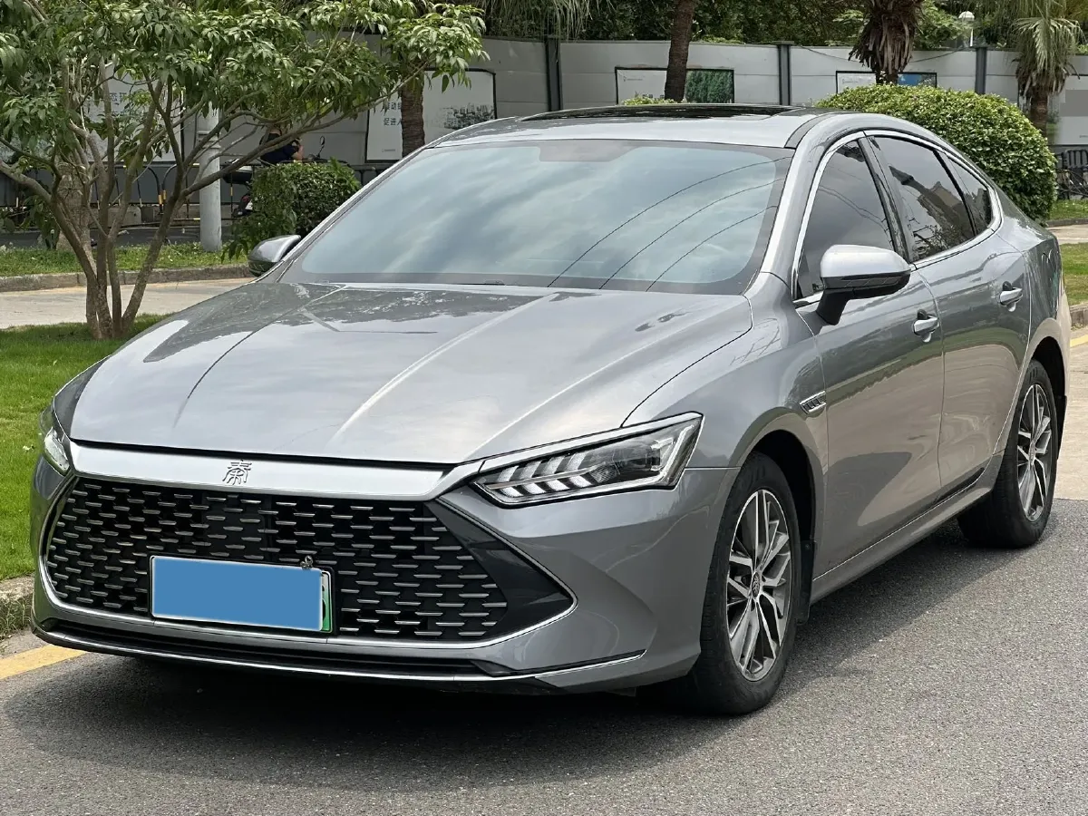 2021 Haval F7 1.5T 169HP L4 7DCT,autocango,china used car exporter,china ev exporter,chinese used car exporter,chinese used ev exporter