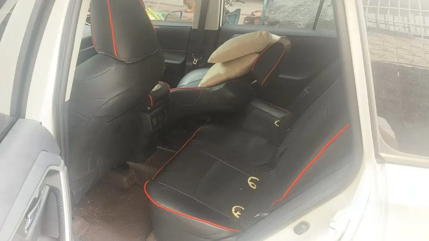 2023 Toyota RAV4 2.0L 171HP L4 CVT,autocango,china used car exporter,china ev exporter,chinese used car exporter,chinese used ev exporter