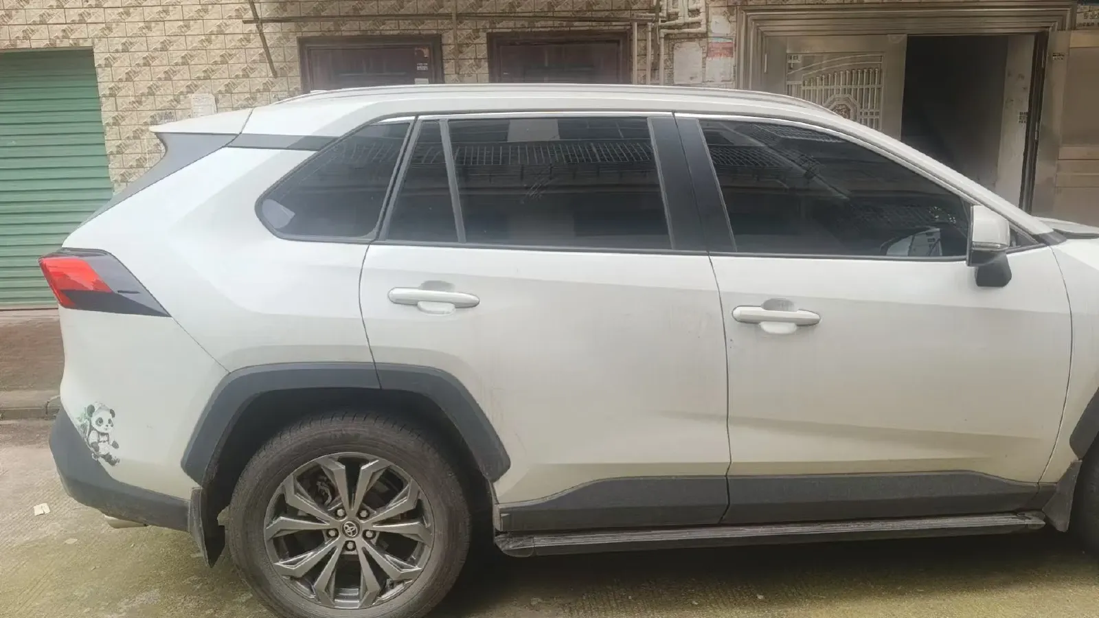 2023 Toyota RAV4 2.0L 171HP L4 CVT,autocango,china used car exporter,china ev exporter,chinese used car exporter,chinese used ev exporter