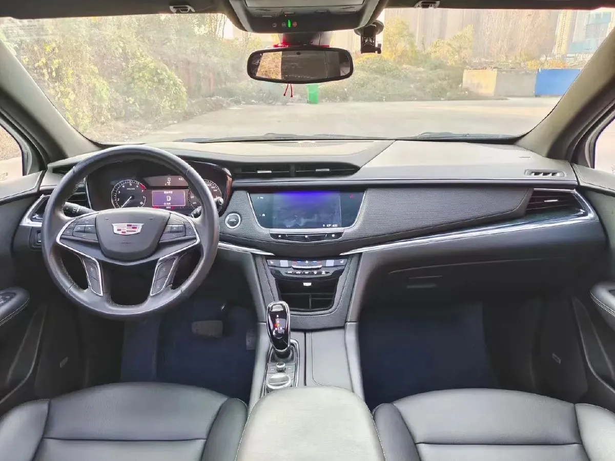 2020 Cadillac XT5 2.0T 237HP L4 9AT,autocango,china used car exporter,china ev exporter,chinese used car exporter,chinese used ev exporter