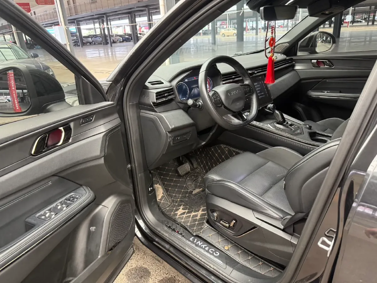 2021 LYNK&CO 01 2.0T 254HP L4 8AT,autocango,china used car exporter,china ev exporter,chinese used car exporter,chinese used ev exporter